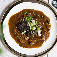 Hovězí na žampionech Zdroj: Toprecepty