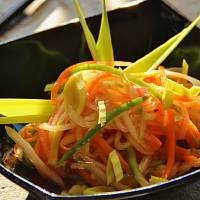 Salát Zdroj: Toprecepty