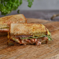 Sendvič z vaječné omelety Zdroj: Toprecepty