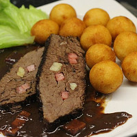 Nejoblíbenější omáčky k hovězímu masu Zdroj: Toprecepty