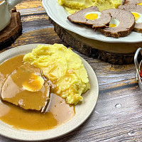 Štěpánská pečeně Zdroj: Toprecepty