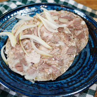 Tlačenka Zdroj: Toprecepty