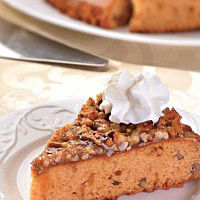 Jak zabránit tomu, aby se oříšky nebo ovoce propadaly v těstě na dno Zdroj: Toprecepty