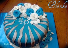 Bílo-modro-stříbrný