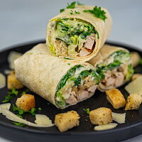 Caesar wrap Zdroj: Toprecepty