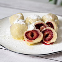 Ovocné knedlíky Zdroj: Toprecepty.cz