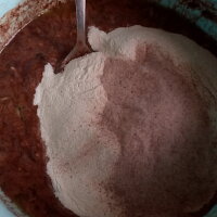 Cuketový fofr perník s ovocem Zdroj: Toprecepty