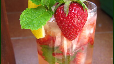 Letní ovocný drink Zdroj: Toprecepty
