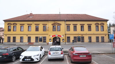 Ve třetím díle Ano, šéfe! navštívil Zdeněk Pohlreich restauraci Malý Janek v Jincích. Zdroj: se souhlasem FTV Prima