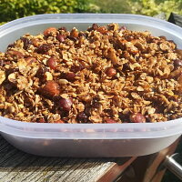 Ořechová granola