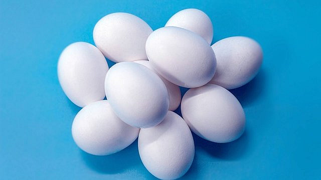 Jak správně skladovat vejce? Do mrazáku patří jedině rozšlehaná