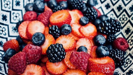 Jak zpracovat a uchovat letní ovoce. Je plné svěží chuti a vitamínů