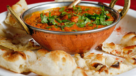 Indický naan: Připravte si placky hodící se k zelenině, sýru i grilovanému masu