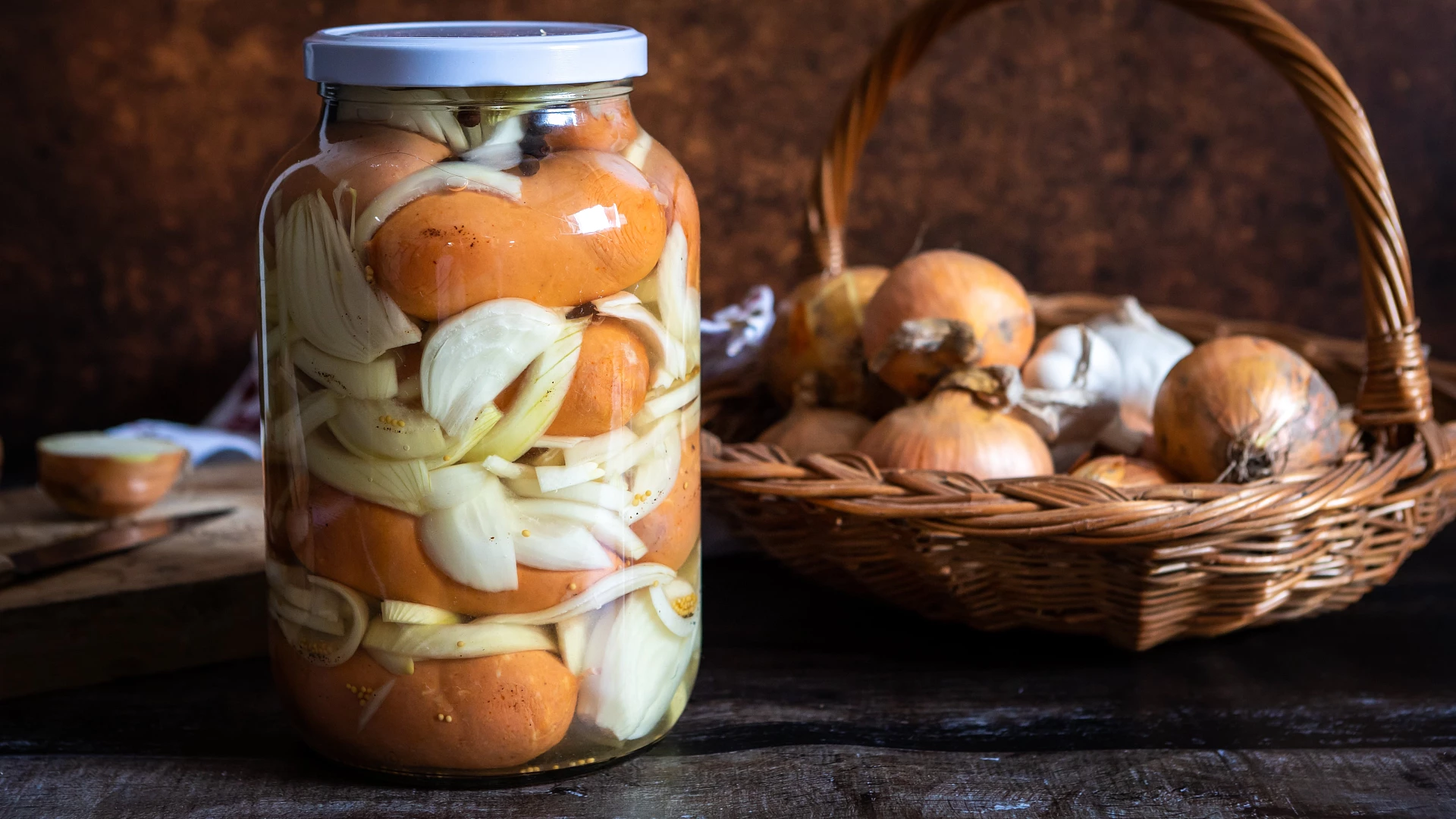 Jak se nakládají utopenci? Hotoví mohou být za týden, ale klidně i za pár hodin - Toprecepty.cz