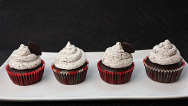 Jaké jsou rozdíly mezi muffiny a cupcakes? Liší se hned v několika ohledech