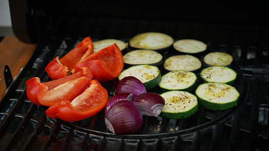 Průvodce vegetariánským grilováním: Grilujte chutně, pestře a bez masa
