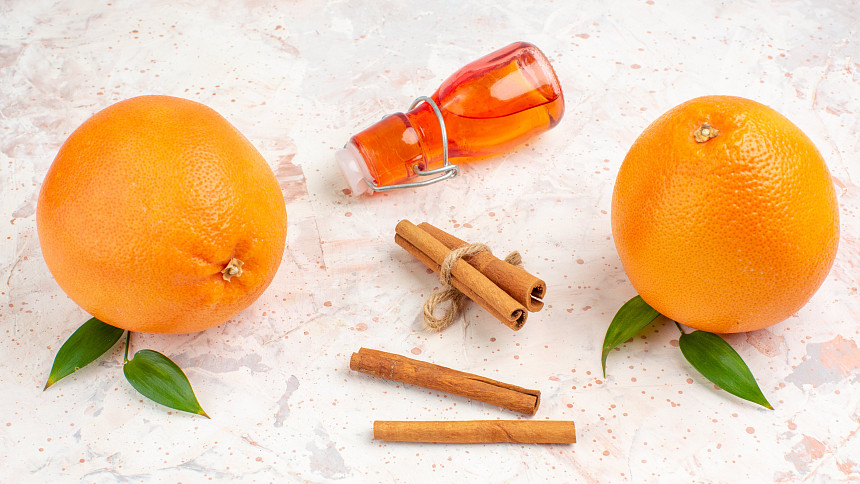 Aromata a jejich využití: Přírodní i syntetické příchutě zvýrazňují chuť i vůni
