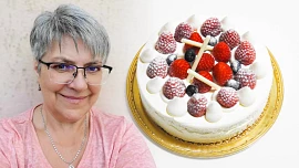 Máslový krém s bílkovým sněhem je krásně bílý: Ozdobíme jím běžné i svatební dorty