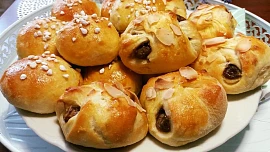 15 receptů na bramborové moučníky: Brambory jim dodají vláčnost a kyprost