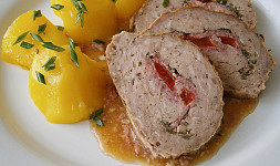 Jak udělat šťávu k sekané? Lahodnou omáčku připravíte z výpeku i vývaru