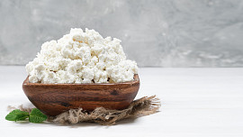 Jak vyrobit domácí ricottu bez speciálního vybavení? Poradíme se snadným postupem