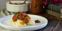 Jak uvařit cuketovou omáčku na špagety? Tento recept se stane hitem vaší kuchyně