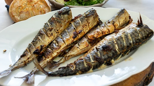 Pečená makrela: Vyzkoušejte si recept na voňavou rybí pochoutku z trouby či grilu