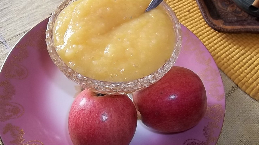 Jablečnou přesnídávku s pudinkem s námi zvládne i naprostý začátečník