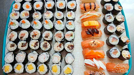 Jak na sushi v pohodlí domova? Připravíme si pár ingrediencí a zábava může začít