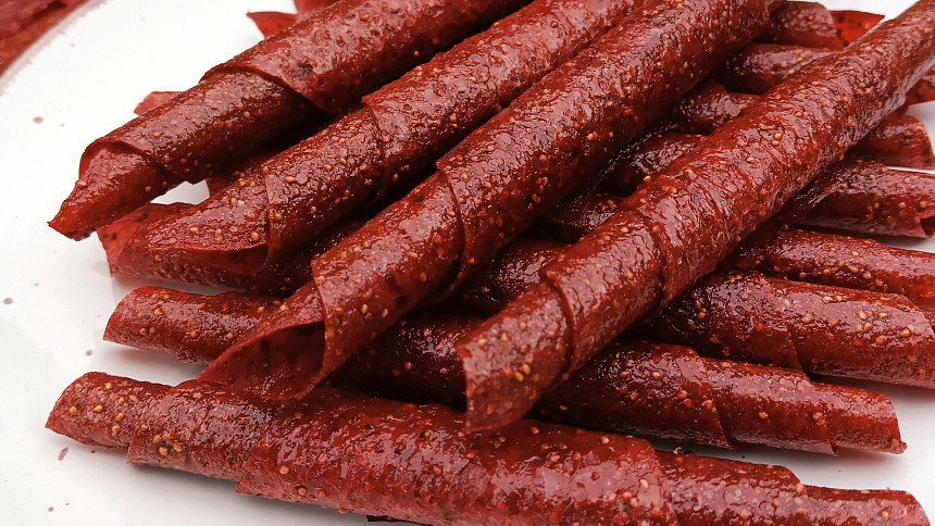 Ovocné placky nebo kůže jsou milovanou pochoutkou dětí. Poradíme, jak je udělat v sušičce Ovocné placky nebo kůže jsou milovanou pochoutkou dětí. Poradíme, jak je udělat v sušičce