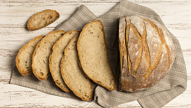 Jak udělat topinky v horkovzdušné fritéze? Postup je snadný a rychlý, přesvědčte se