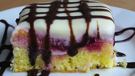 15 receptů na výtečné švestkové koláče: Jsou snadné na přípravu a sluší jim drobenka