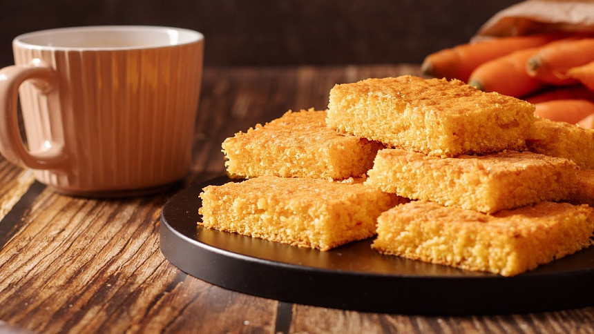Mrkvový koláč: Využijte kořenovou zeleninu při sladkém pečení a výsledek vás ohromí
