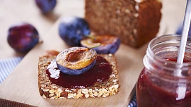 Jak se vaří povidla s octem a proč? Ocet má víc funkcí, než si dokážete představit