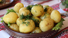 KVÍZ: Jak skladovat brambory? Při dobré péči vydrží až do jara