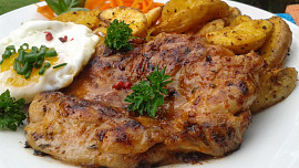 Jak udělat kuřecí maso, aby bylo šťavnaté? Přinášíme 5 osvědčených tipů