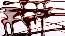 Čokoládové zdobení na dezerty: S videonávodem posunete vaše výtvory na vyšší level