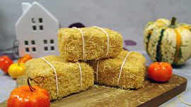 Ozdobte stůl originálními sladkými balíky slámy. Videonávod ukáže, jak na to