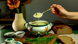 Poctivá kulajda se zakysanou smetanou: Uvařte tuto sytou polévku podle videonávodu