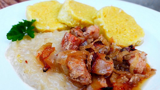 15 receptů na výpečky: Šťavnaté kousky masa jsou klasikou, která nikdy nezklame