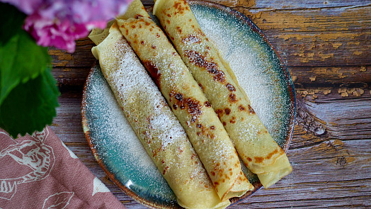 Jakou mouku na palačinky? Která se používá nejčastěji a jaké jsou alternativy