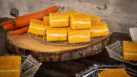 Linecké tvarohové řezy: Lahodnou dobrotu ke kávě vylepšíte nastrouhanou mrkví