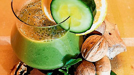 Jak ozvláštnit smoothie? Přidejte zeleninové natě, výsledek vás mile překvapí