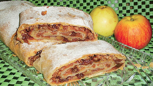 Proč dávat ocet do těsta. Získáme kyprý perník, pružný závin i pevné knedlíky