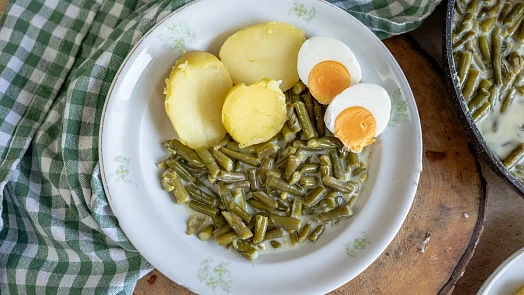 Fazolové lusky na kyselo podle ČSN: Dejte této tradiční pochoutce šanci, oslní vás