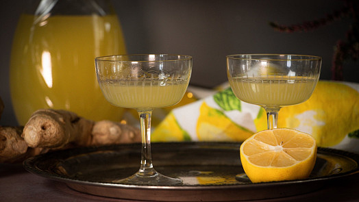 Jak využít zázvor v nápojích? 5 receptů pro naši imunitu i chuťové pohárky