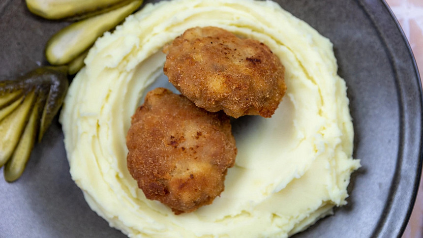 15 oblíbených receptů na masové karbanátky: Některé kombinace vás překvapí