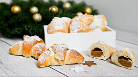 Jak na kynuté svatomartinské rohlíčky? Zkuste ty snadné a nadýchané podle videa