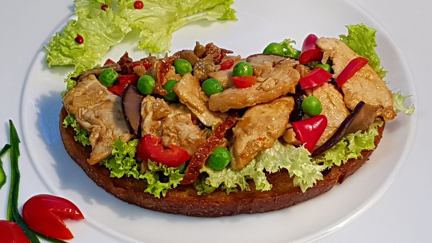 16 receptů na topinky: Opečené krajíčky chleba může podávat i luxusní restaurace