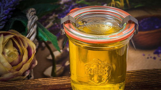 Jak udělat přepuštěné máslo? Zkuste ho podle návodu a v obchodě už ho nekoupíte